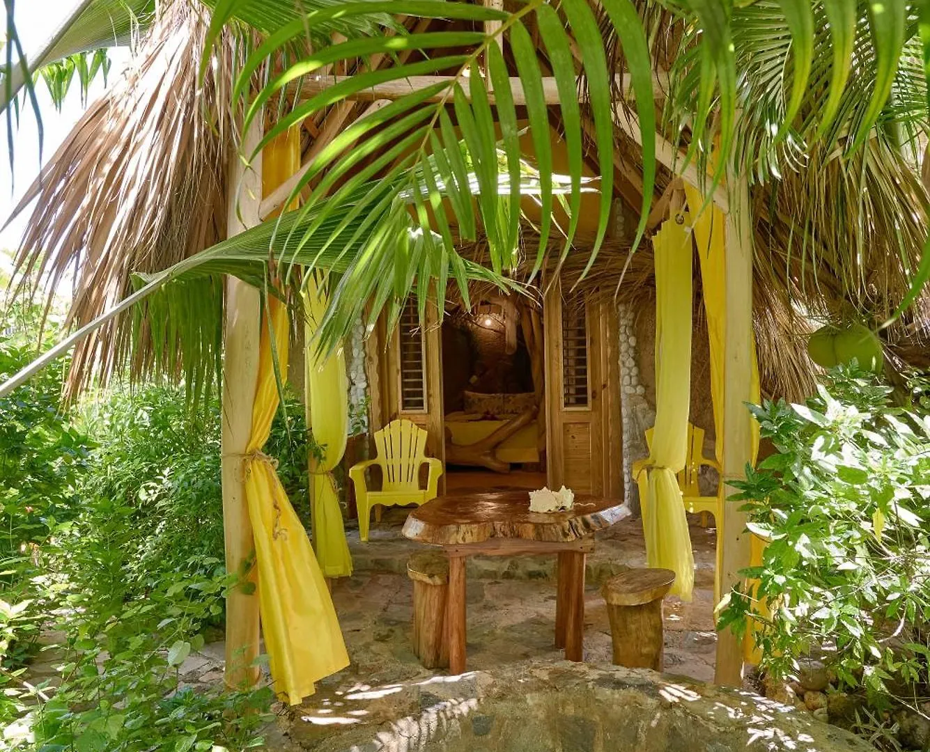 Bed & Breakfast Chalet Tropical Hotel & Restaurant-Pizzeria