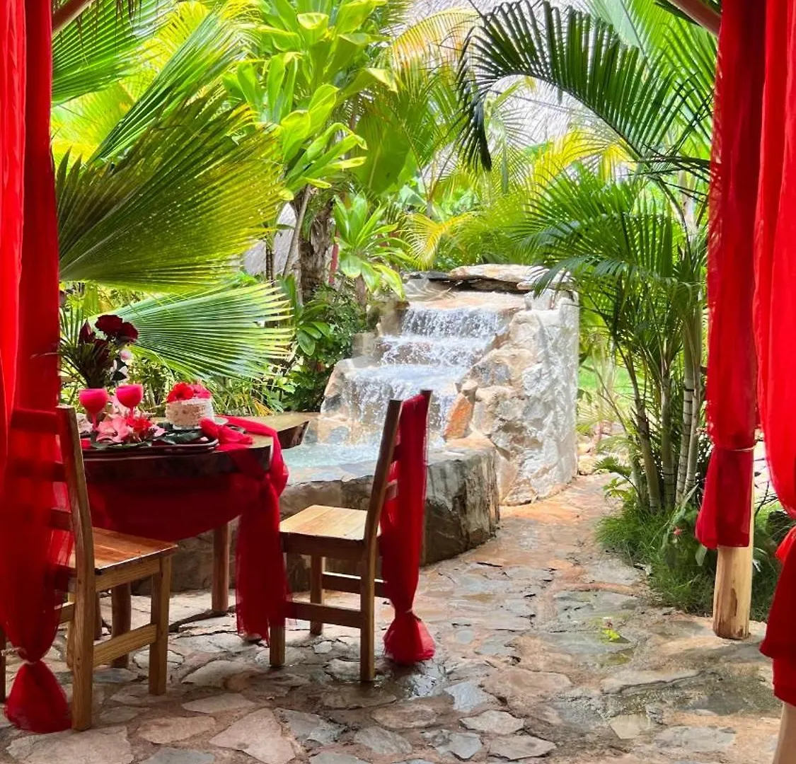 Chalet Tropical Hotel & Restaurant-Pizzeria